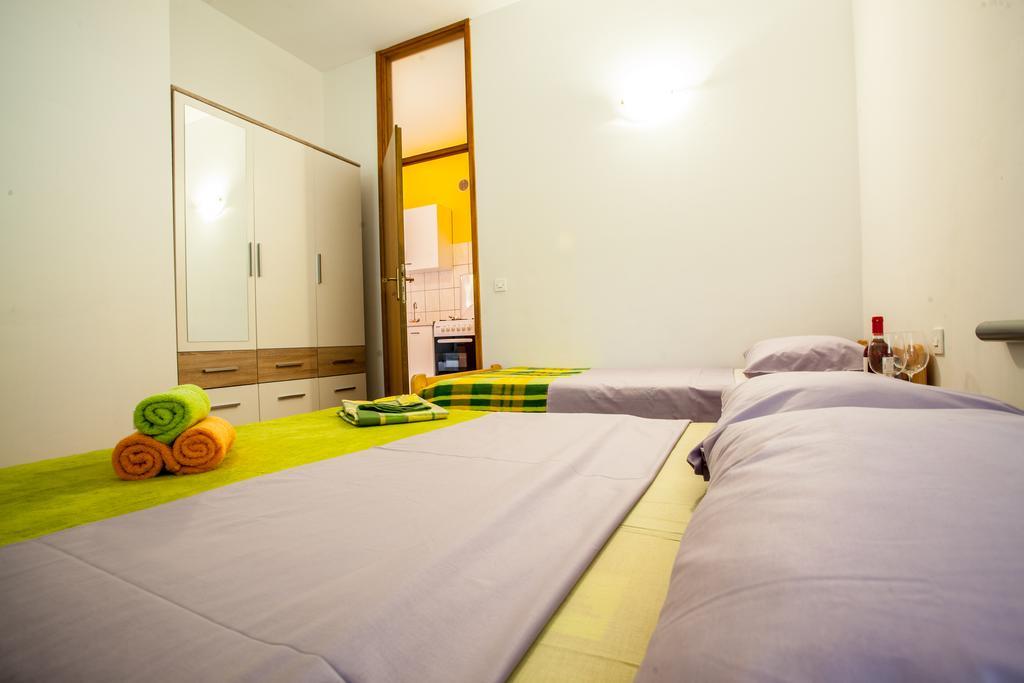 Apartments Lovic ロクヴァ・ロゴズニツァ エクステリア 写真